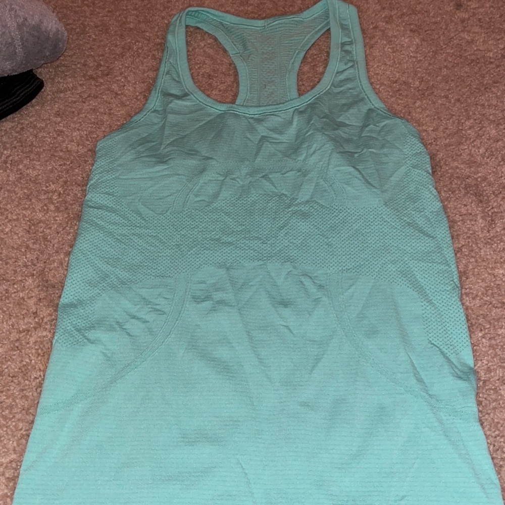 Lululemon Women’s Run Slim Fit Swiftly Tech Tank Top